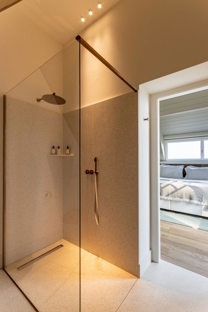 Suite 3